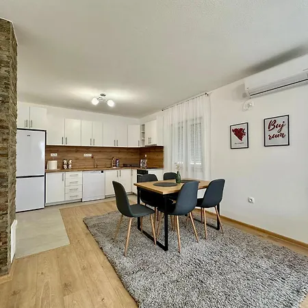 Emos Apartment Mostar Exterior photo